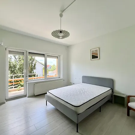 Kiss Apartmanhaz Siófok